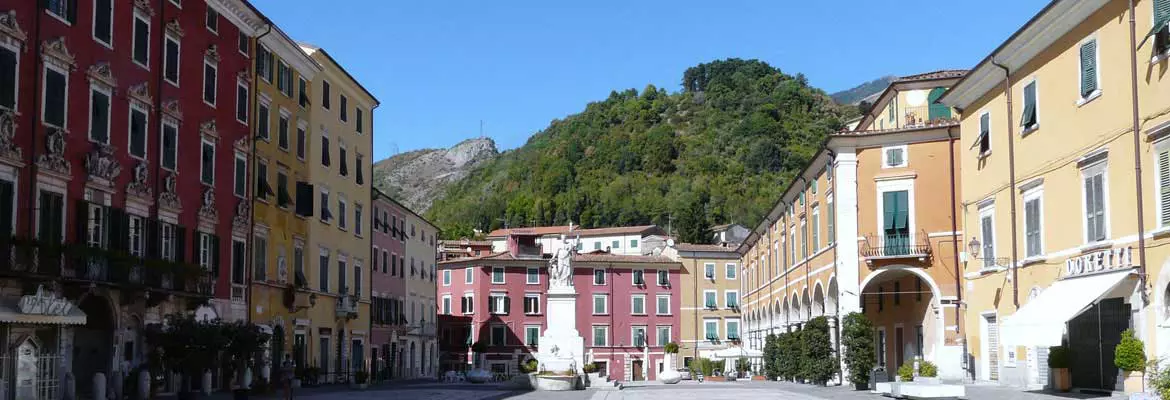 Noleggio a lungo termine a Carrara