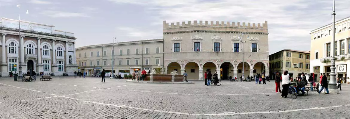 Noleggio a lungo termine a Pesaro