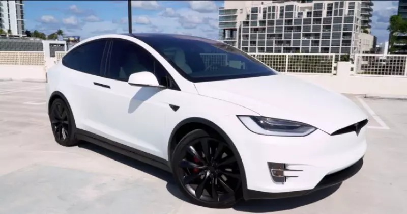 noleggio a lungo termine Tesla Model x