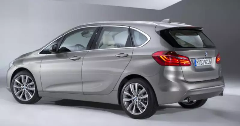 BMW 218d business in noleggio a lungo termine