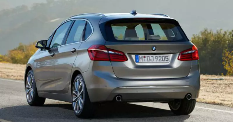 BMW 218d business in noleggio a lungo termine