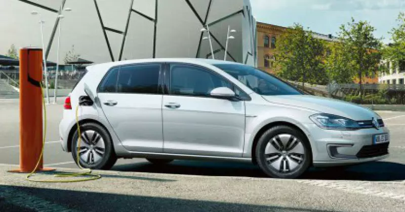 Volkswagen e Golf in noleggio a lungo termine