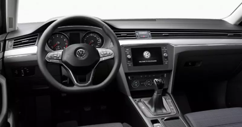 Volkswagen Passat Variant in noleggio a lungo termine