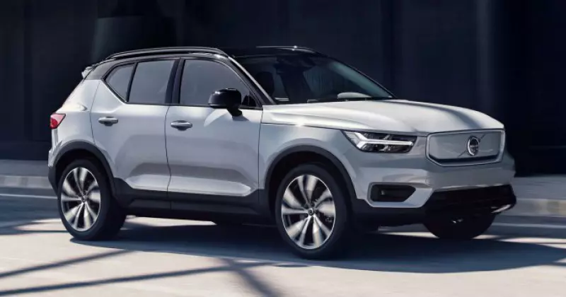 noleggio a lungo termine Volvo XC40 B4 PLUG IN