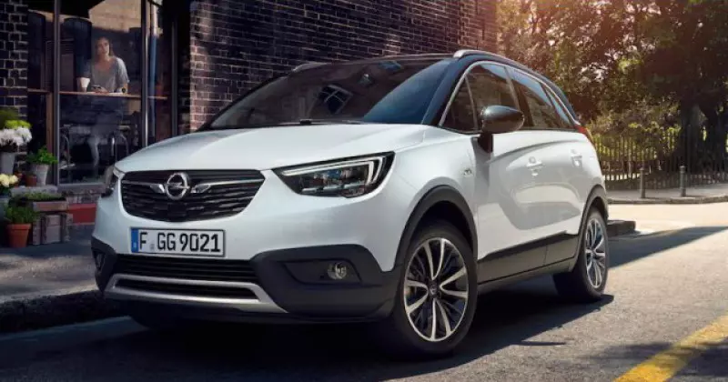 noleggio a lungo termine Opel Crossland Elegance