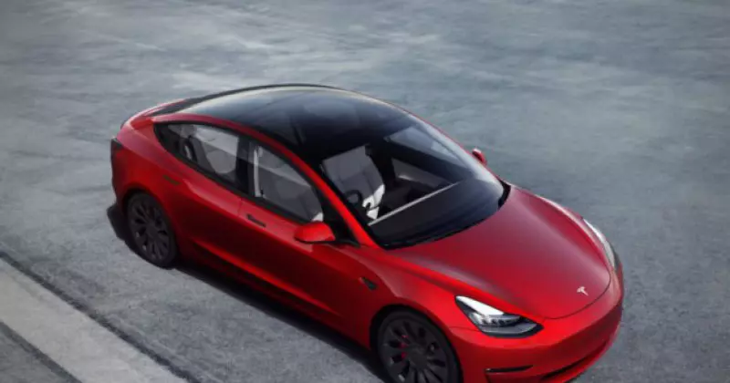 noleggio a lungo termine Tesla Model 3