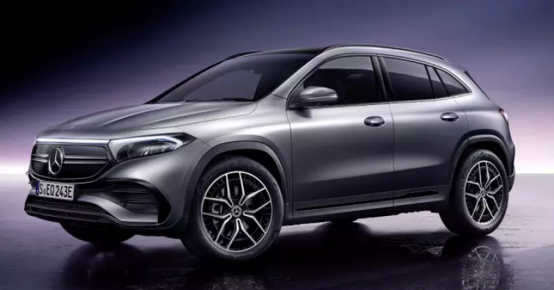 MERCEDES EQA 250 SPORT in noleggio a lungo termine