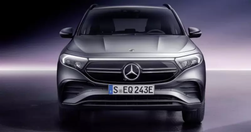 MERCEDES EQA 250 SPORT in noleggio a lungo termine