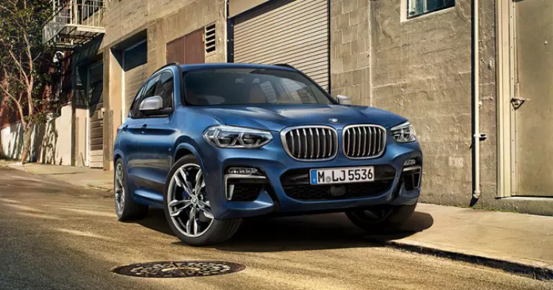 BMW x3 xdrive plugin in noleggio a lungo termine